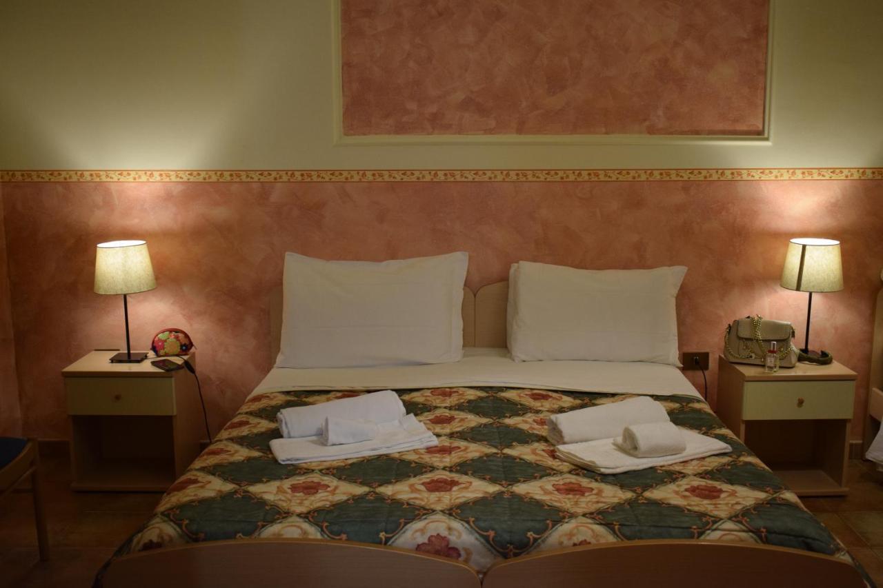 Hostel Il Tetto Мельфи Экстерьер фото