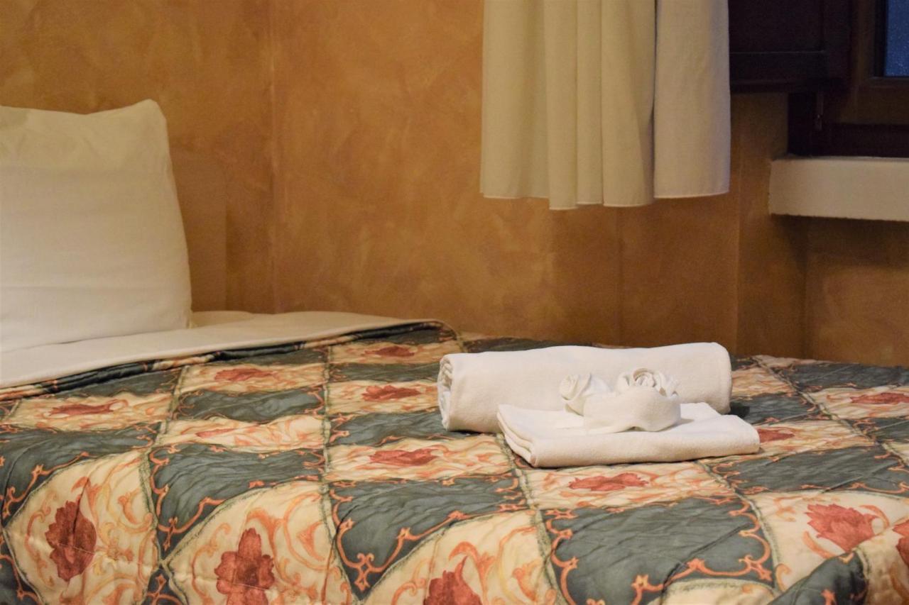 Hostel Il Tetto Мельфи Экстерьер фото